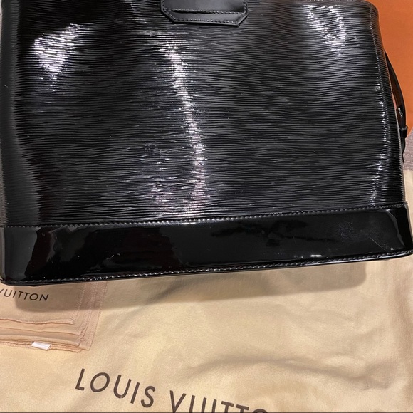 Louis Vuitton Electric Epi Mirabeau GM Handbag - Picture 7 of 17